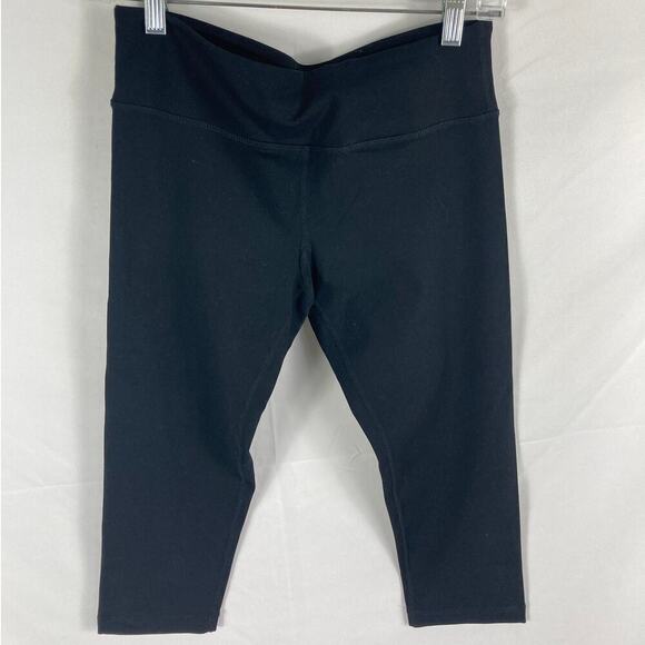 Lululemon Black Cropped Leggings Size 8 - Picture 1 of 3